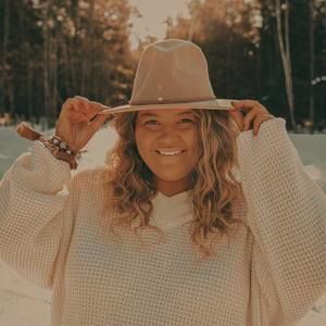 Meet your Posher, Tori